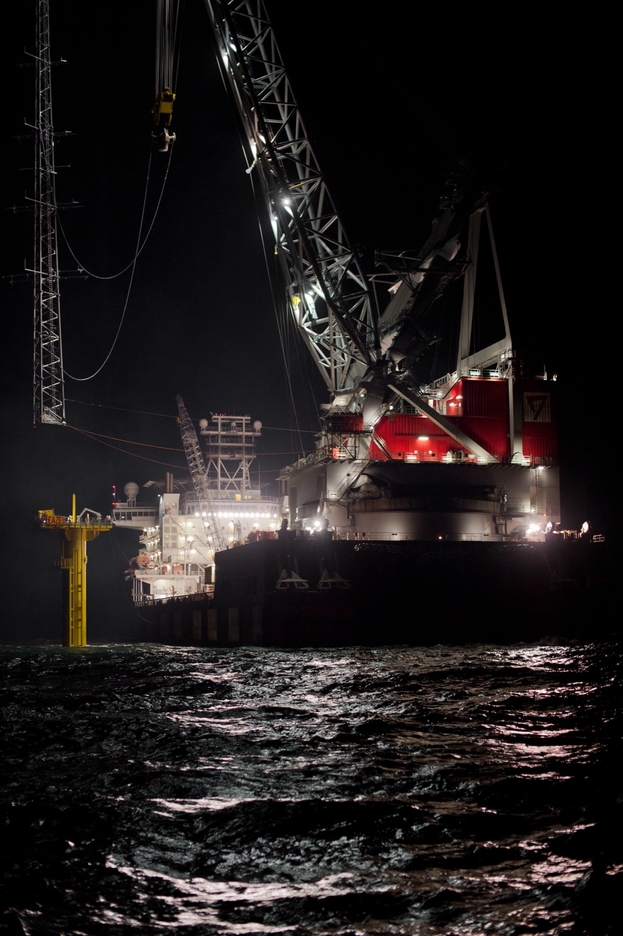 Seaway heavy lifting